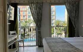 Il Campanario - Vista Para A Piscina